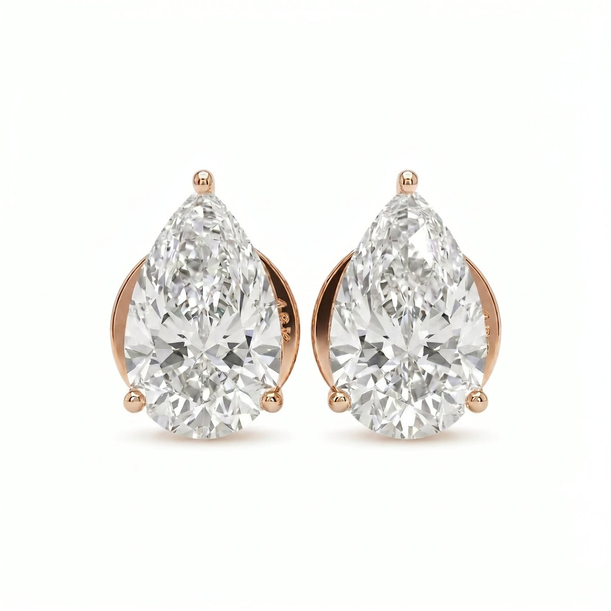 Pear Diamond Stud Earrings in 18K rose gold, lab-grown diamond