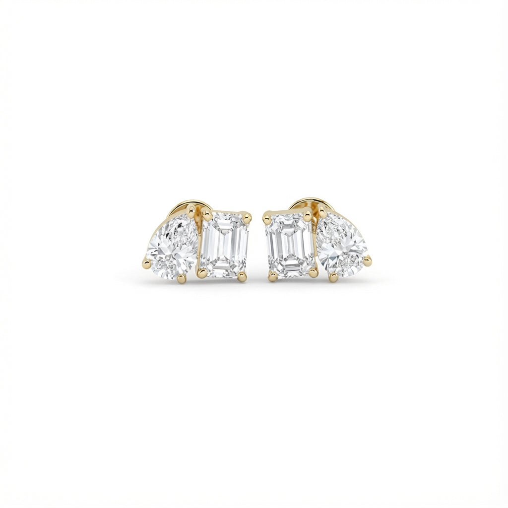 Toi et Moi Stud Earrings in 18K yellow gold, lab-grown diamond