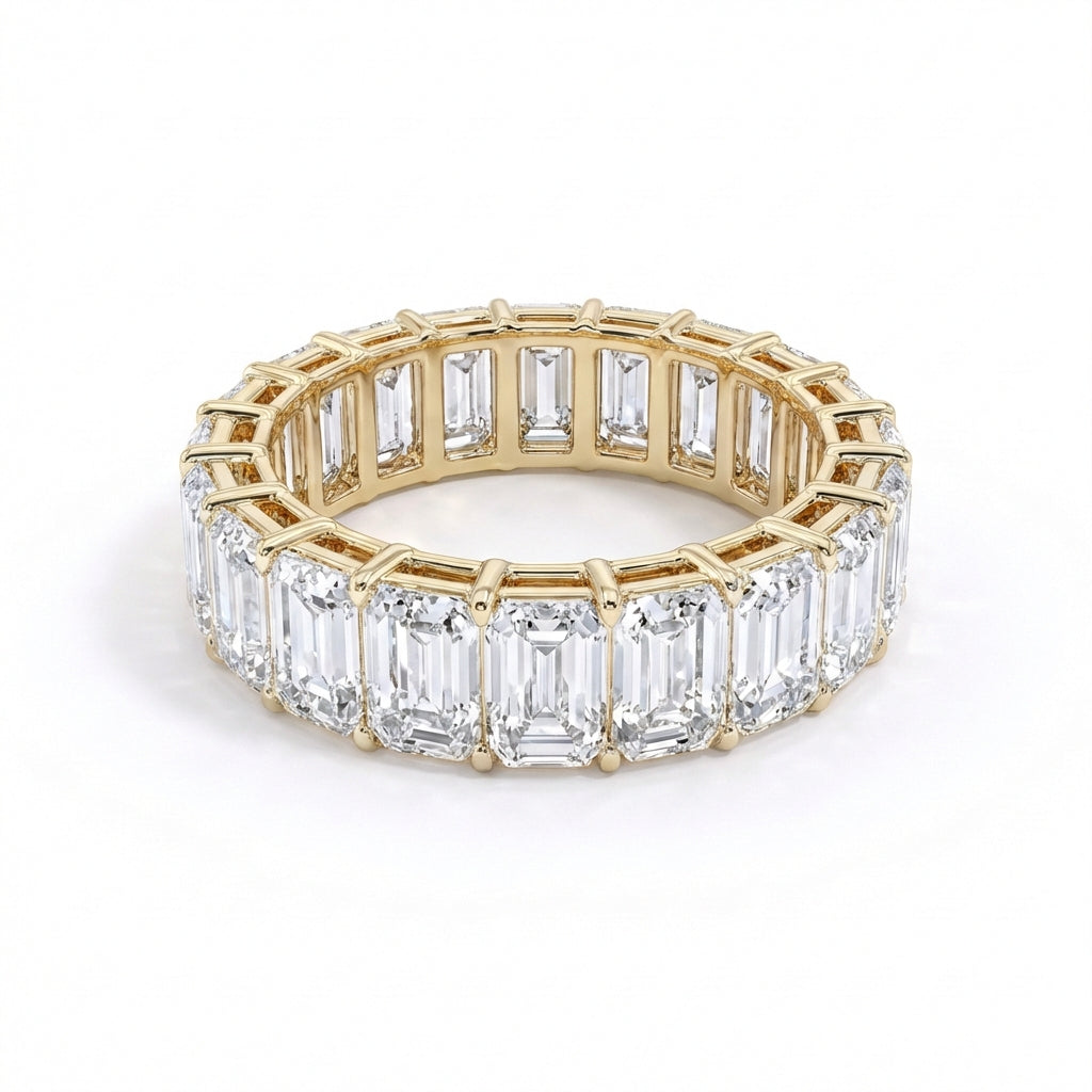 Emerald-Cut Eternity Band in 18K yellow gold, lab-grown diamond
