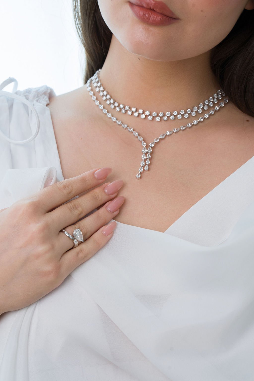 Stellar Gems bespoke lab-grown diamond necklace commission, close crop