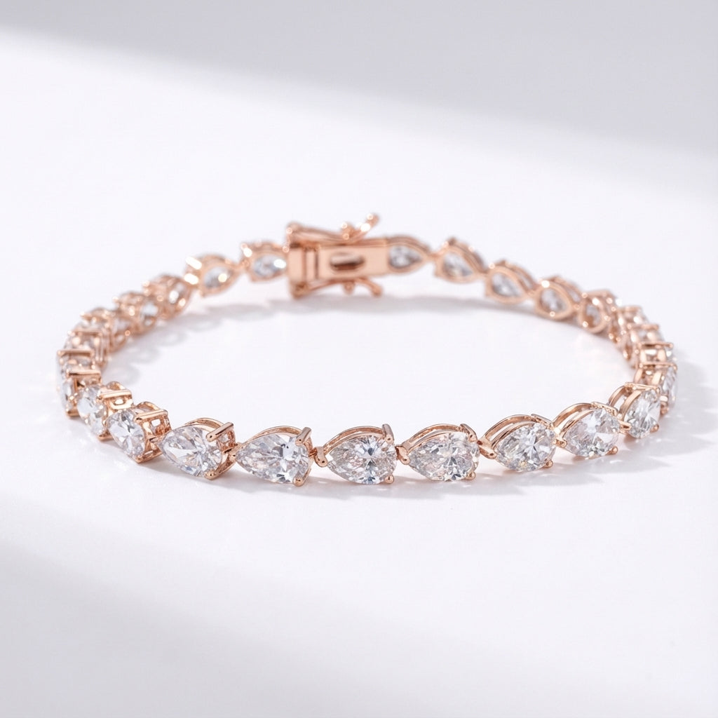 East-West Pear Tennis Bracelet in 18K rose gold, lab-grown diamond