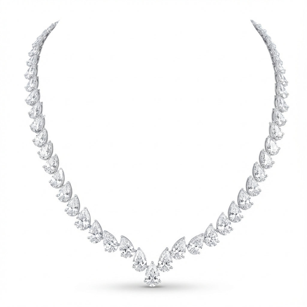 Pear V-Line Necklace in 18K white gold, lab-grown diamond