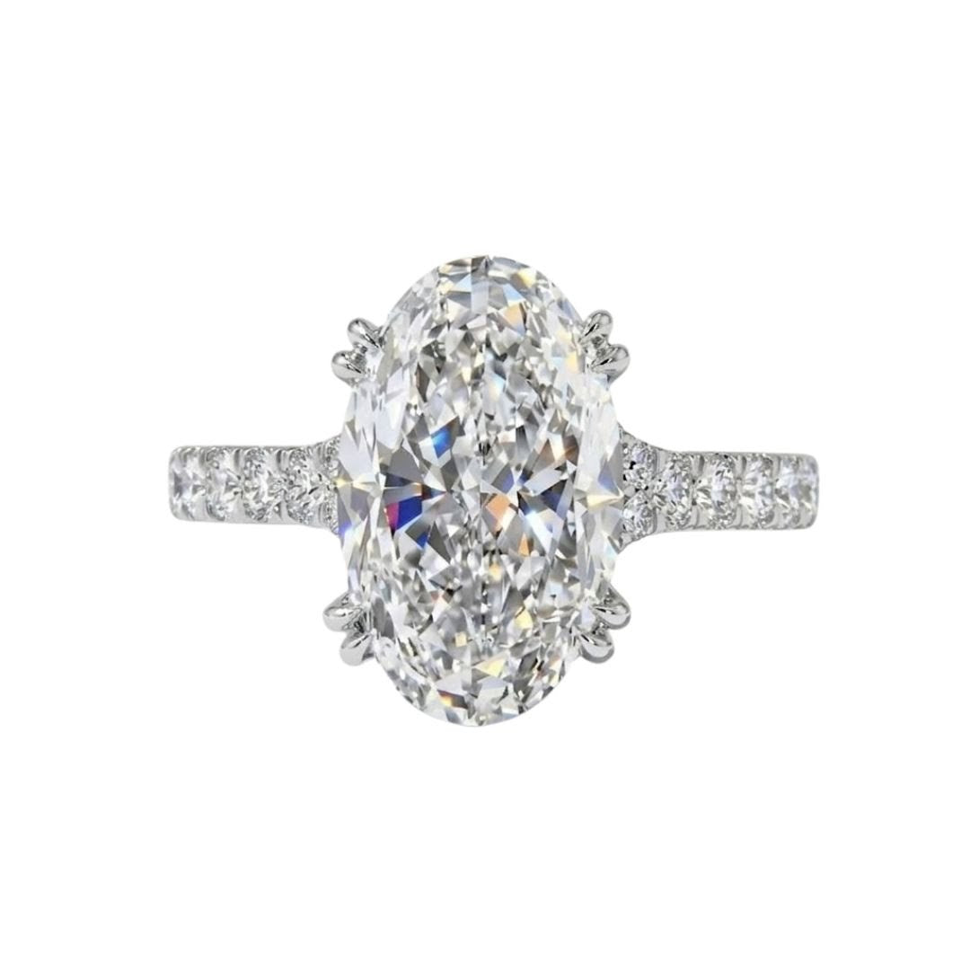 Oval Double-Prong Solitaire Ring in 18K white gold, lab-grown diamond