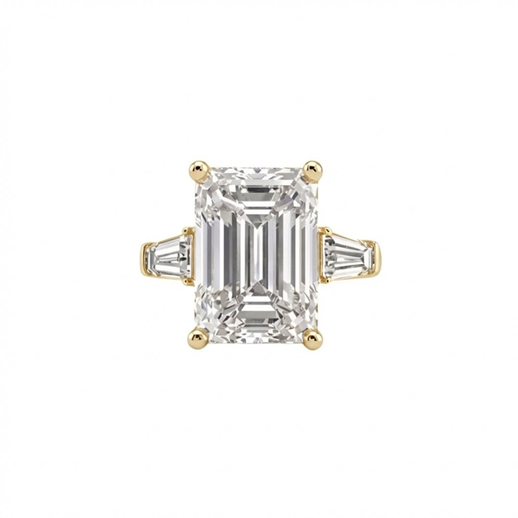 Emerald-Cut Baguette Trilogy Ring in 18K yellow gold, lab-grown diamond