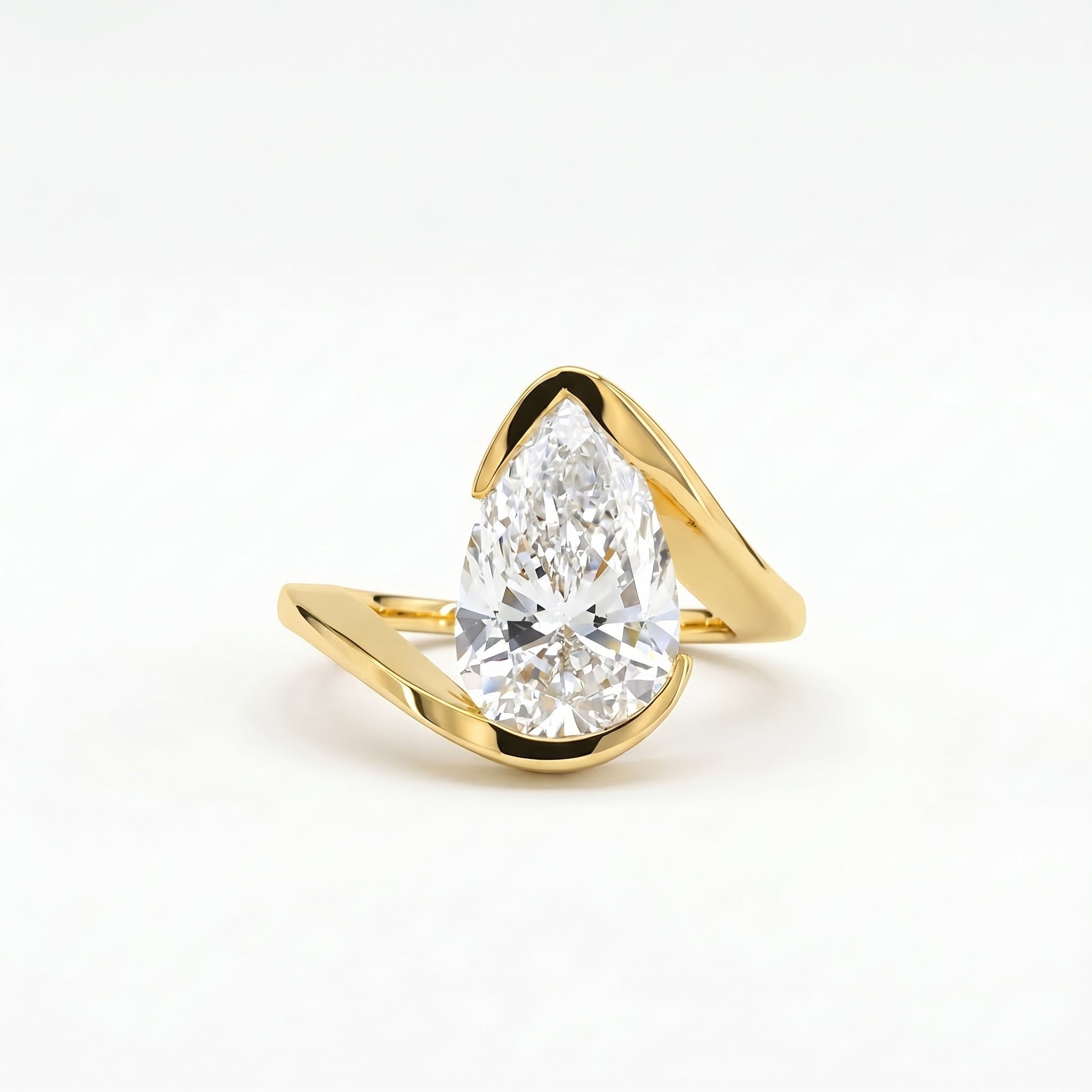 Pear Wrap Ring in 18K yellow gold, lab-grown diamond