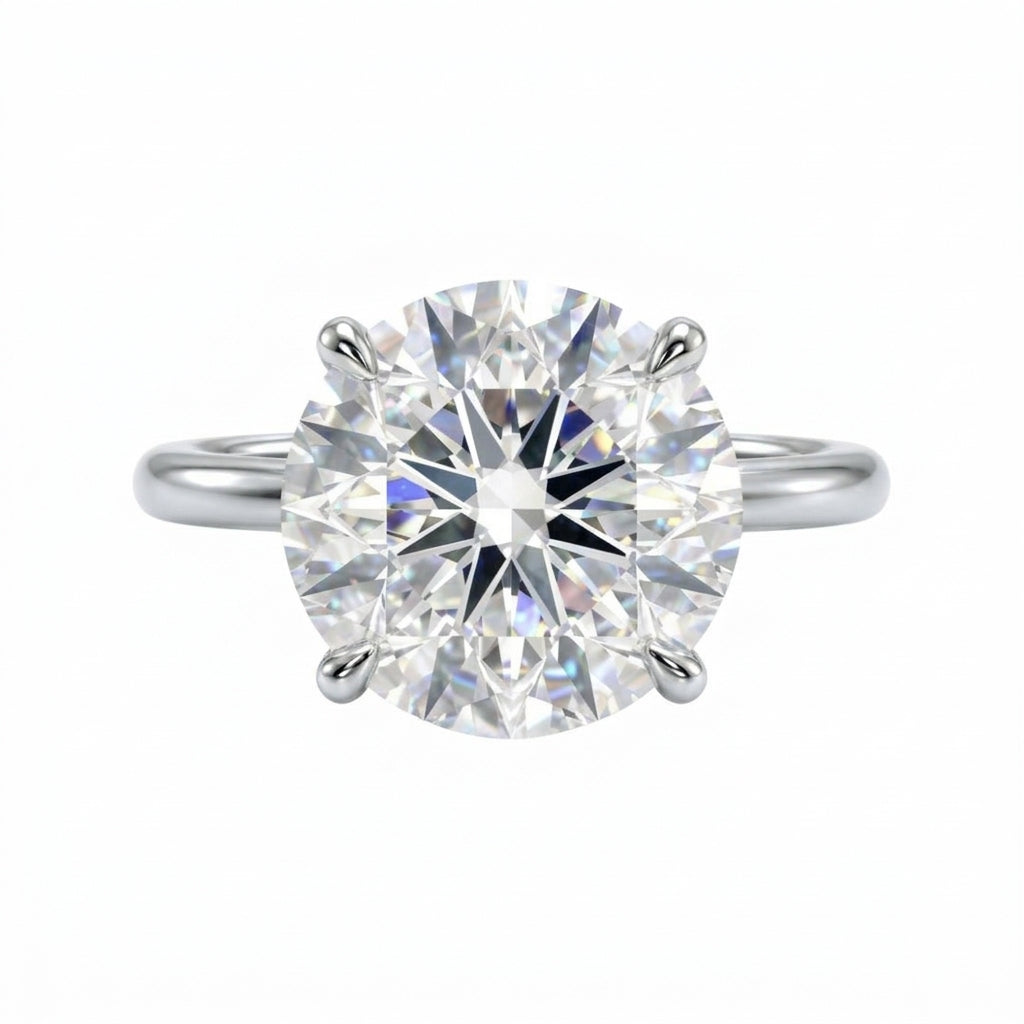 Round Halo Solitaire Ring in 18K white gold, lab-grown diamond