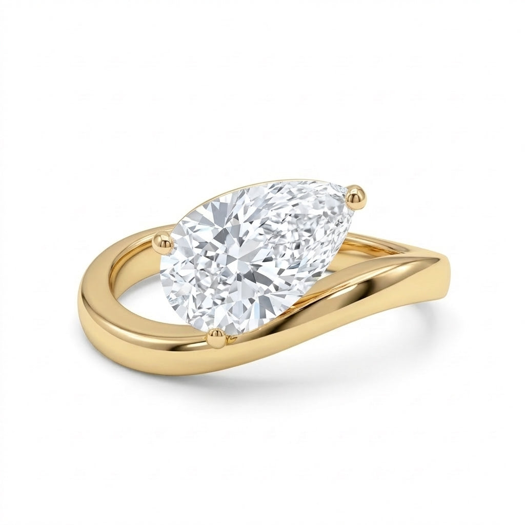 Pear Bypass Solitaire Ring in 18K yellow gold, lab-grown diamond
