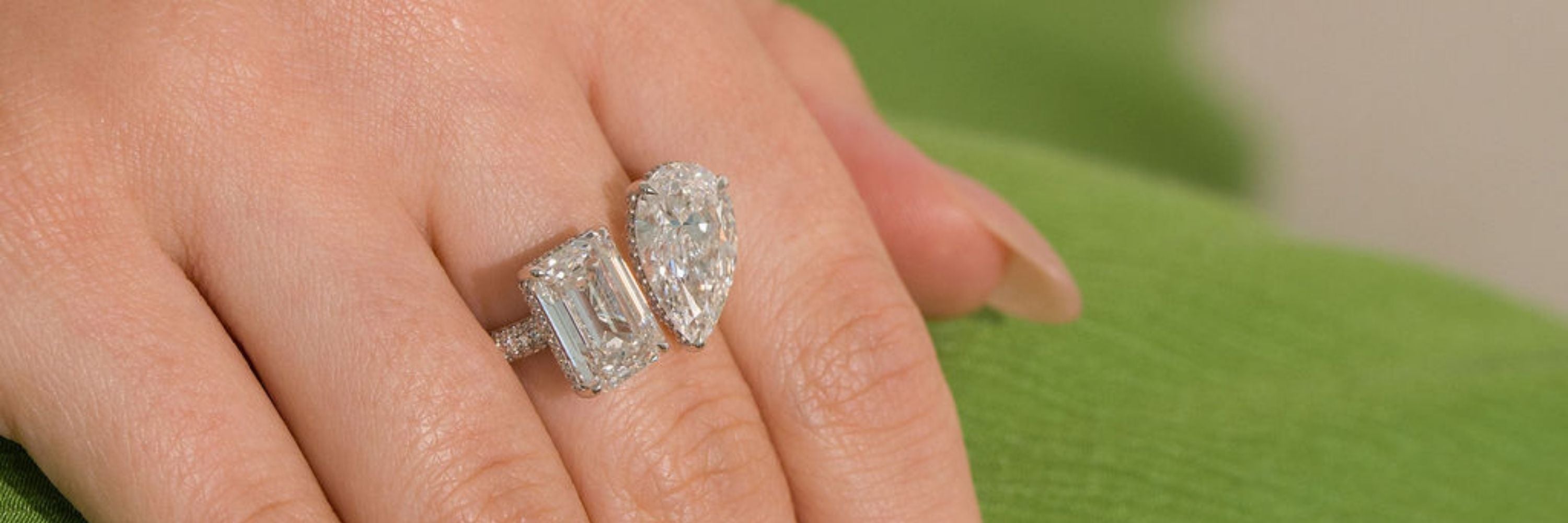 Stellar Gems lab-grown emerald and pear diamond toi et moi ring collection banner